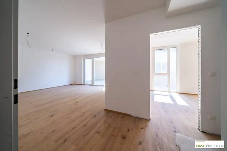 *Sommer 2025* Provisionsfreie 2-Zimmer Wohnung mit 12 qm Loggia!