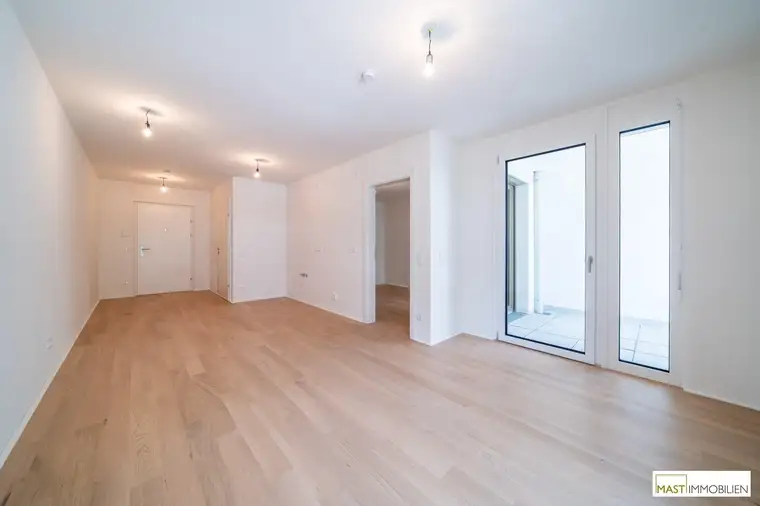 *Beziehbar sofort* 2-Zimmer Wohnung beim Kagraner Platz