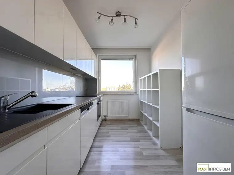 Optimal aufgeteilte 3 - Zimmer WOHNUNG mit Balkon/Loggia inkl. Heizung/Warmwasser in Zistersdorf