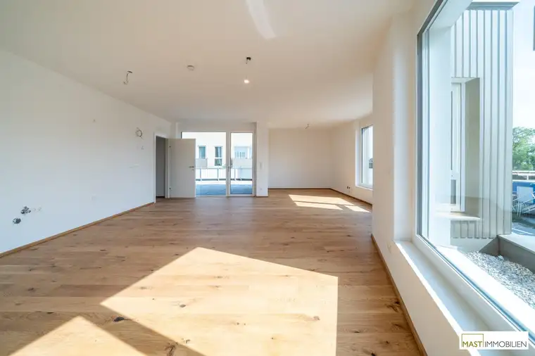 *Sommer 2025* Traumhafte 3-Zimmer Wohnung mit rund 80 qm Terrasse
