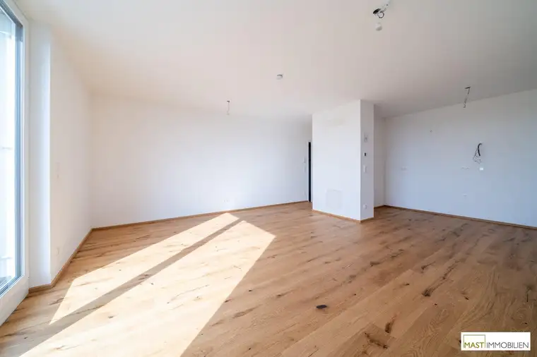 *Sommer 2025* Einzigartige 3-Zimmer Dachgeschosswohnung mit unglaublicher Terrasse - Provisionsfrei!