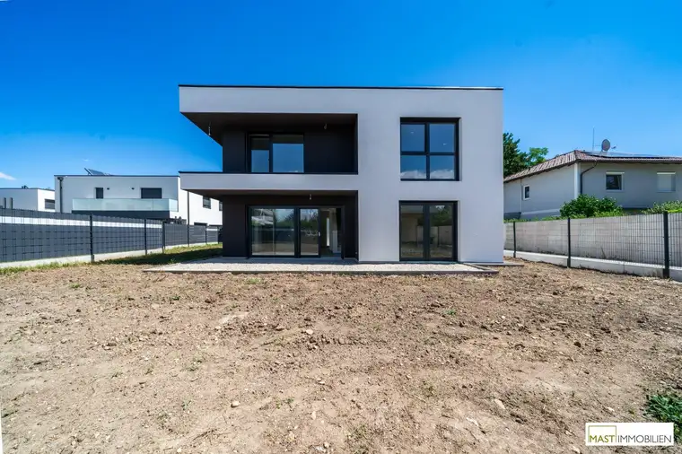 Vollunterkellertes Einfamilienhaus in Bahnhofsnähe - belagsfertig