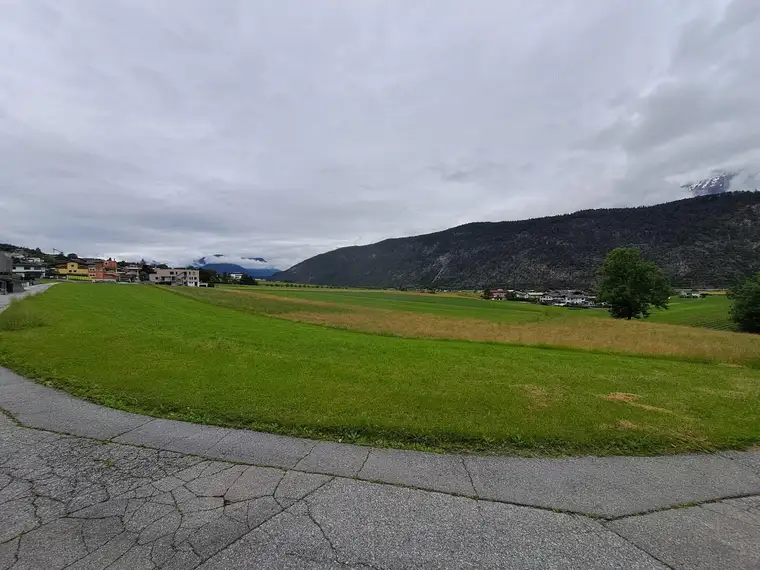 Privatperson verkauft schönen, unverbaubaren Bauplatz in Rietz