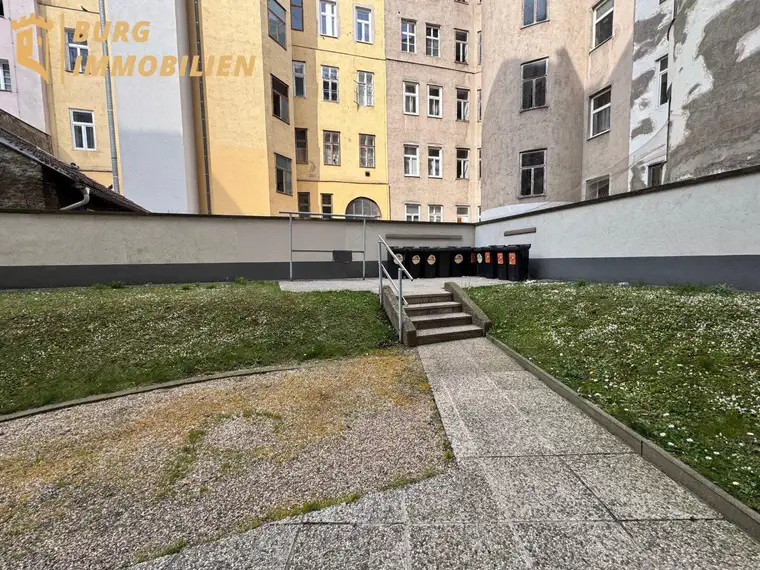 Zentral, gut geschnitten &amp; voller Möglichkeiten – 2-Zimmer-Wohnung mit Lift in 1200 Wien