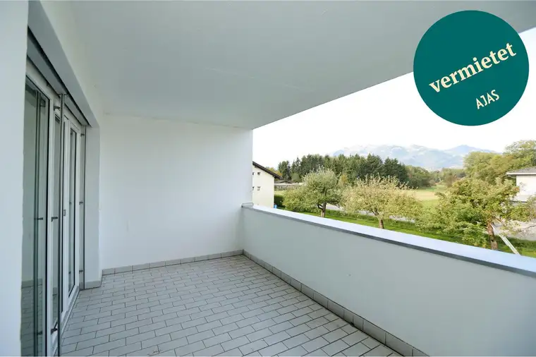 3-Zimmer-Wohnung in top Zustand mit großem Balkon - ruhig gelegen
