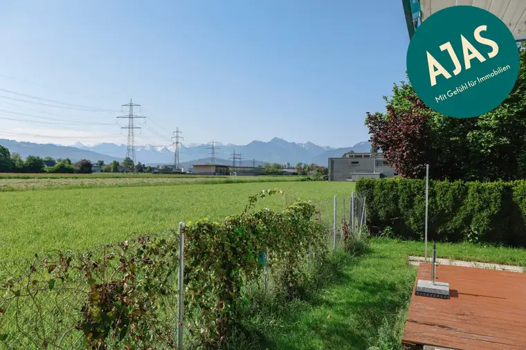 4-Zimmer-Terrassenwohnung in Top Zustand mit Garten - ruhig gelegen
