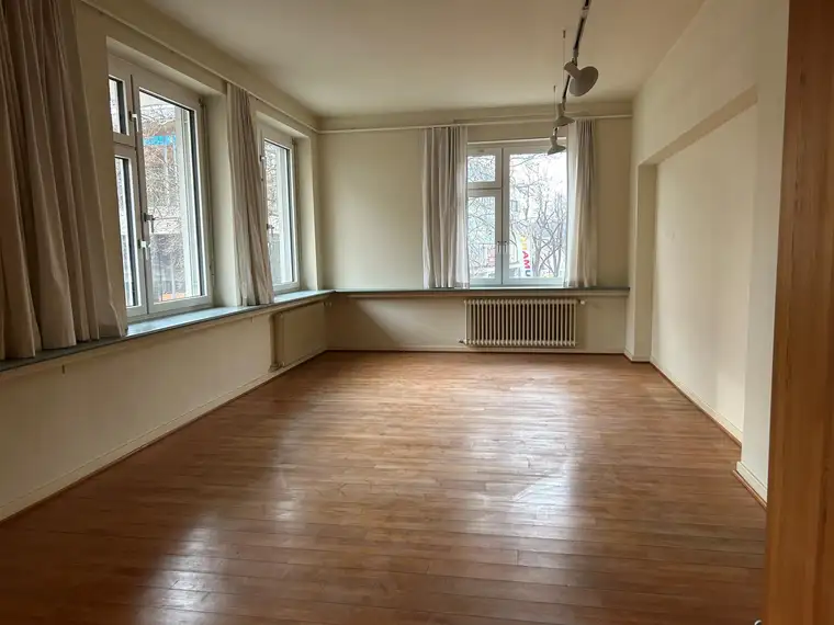 Büro in der Dornbirner Fußgängerzone mit Parkmöglichkeit