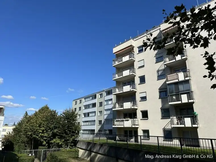 Bregenz: Helle 3 Zimmer- Wohnung mit Balkon