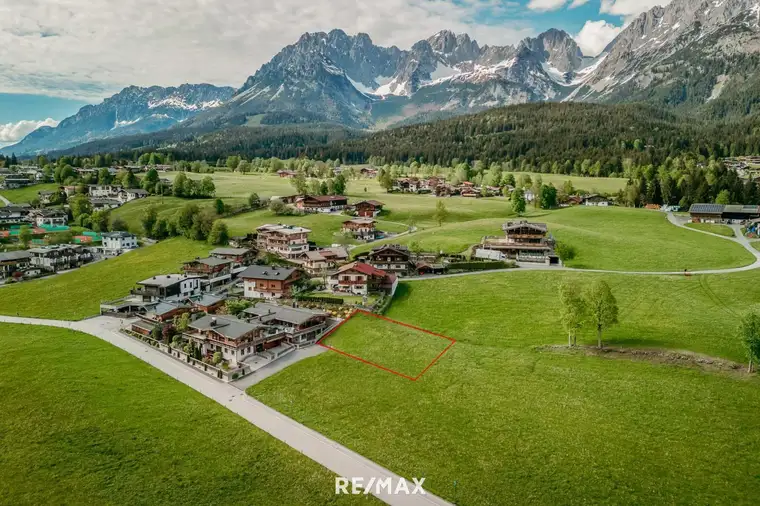Baugrundstück mit atemberaubenden Kaiserblick in Going