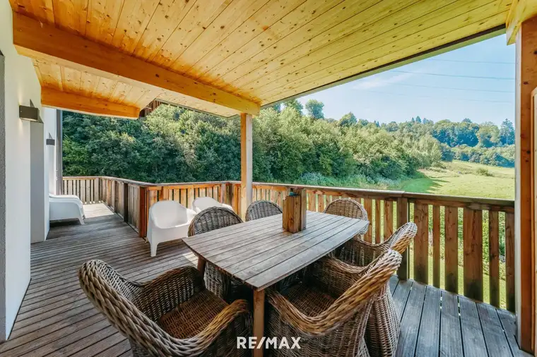 Leben mit Komfort &amp; Aussicht – moderne Traumwohnung Pistennähe