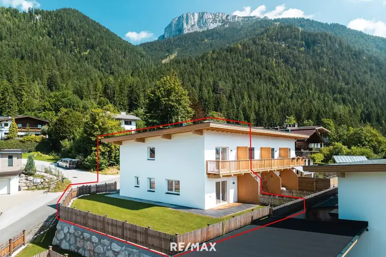 Neubau mit Gartenparadies und herrlicher Aussicht