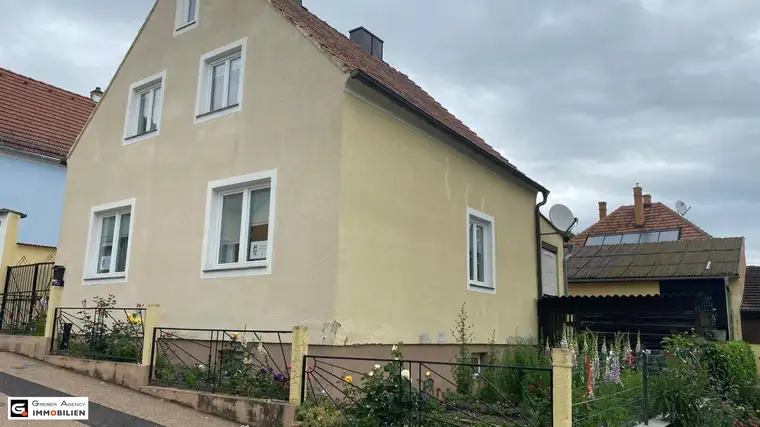 SCHNÄPPCHENPREIS - Gepflegtes Einfamilienhaus in vollkommen ruhiger Lage in Waitzendorf!