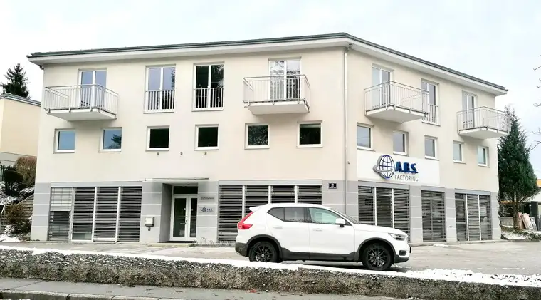 Repräsentative Lage in Salzburg-Thumegg – Büro- und Geschäftsgebäude mit Umnutzungspotenzial