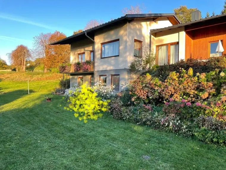 Heimeliges Haus am Land auf ca. 1.980 m² Grund, mit einer Wohnfläche von ca. 151 m², St. Georgen am Längsee