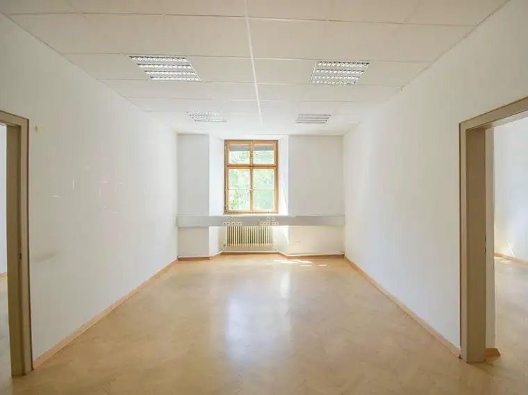Altbaubüro/Praxisflächen mit Charme mitten in Linz! - Direkt vom Eigentümer