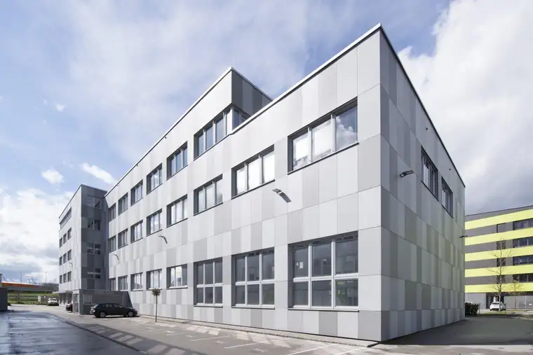 +Direkt vom Eigentümer+ Modernes Büro Am Winterhafen, Linz Zentrum, ab Jänner 2025