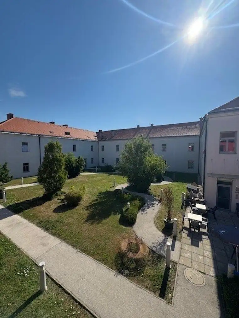 Vielseitig nutzbarer Raum in Wiener Neudorf - ideal für Gewerbe, Büro, Lager u.v.m
