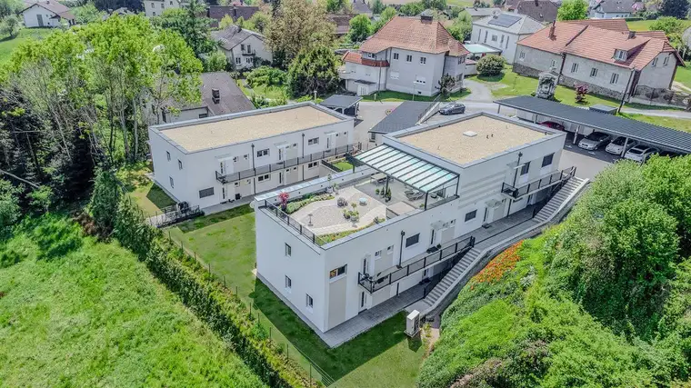 Letzte Wohnung! AKTION -€ 10.000,- nutzen! Kleine 3-Zimmer Gartenwohnung in traumhafter Umgebung! Neubauwohnanlage nur 28km östlich von Graz gelegen!