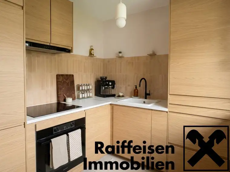Über den Dächern von Lienz – neu renovierte 3-Zimmer-Mietwohnung mit 2 Balkonen