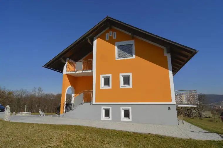 Exklusives Anwesen mit hochwertigen Details in Panoramalage