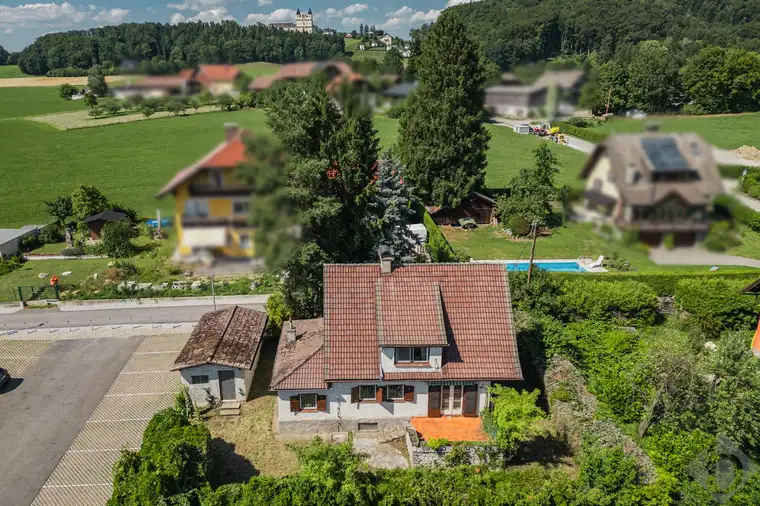 Plainberg: Haus zum Sanieren, Lage zum Bleiben