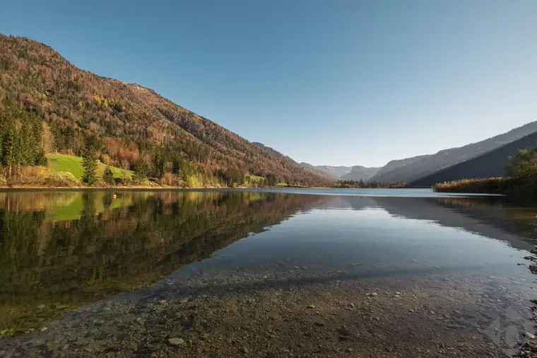 Eines der letzten Baugrundstücke am Hintersee