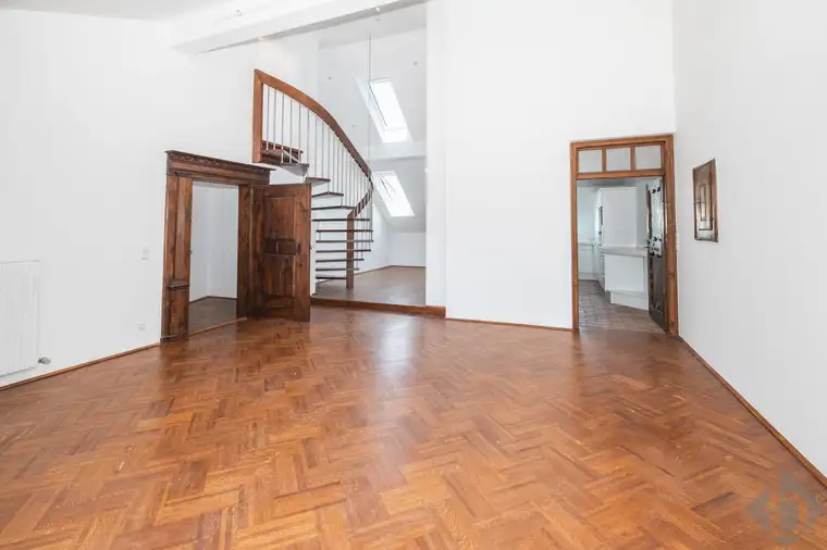 Stilvolle Dachterrassen-Maisonette in bester Innenstadtlage