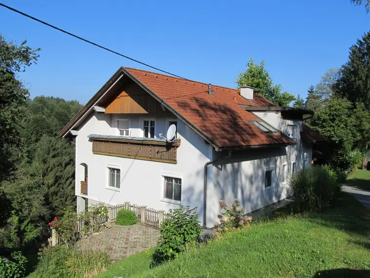 KAUFPREIS IST NOCH VERHANDELBAR ! Sehr schönes Einfamilienhaus in Ruhelage mit Aussicht auf die Koralm