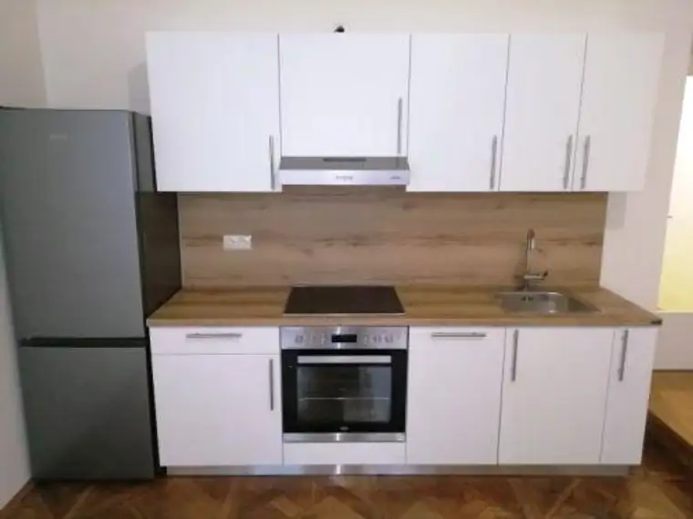 2 ZIMMER-Altbau, neuwertige Einbauküche, Bad mit Dusche und WC, nähe KF-Universität bzw. LKH-Graz!