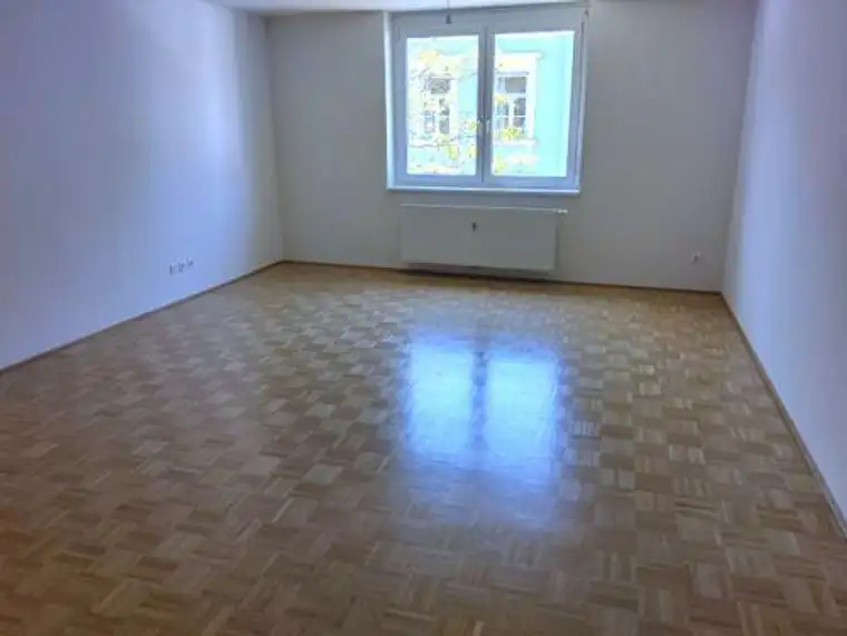 Sonniger 2 ZIMMER-NEUBAU + Einbauküche + größeres Bad mit Dusche + extra WC + Lift + nähe TU-Graz!