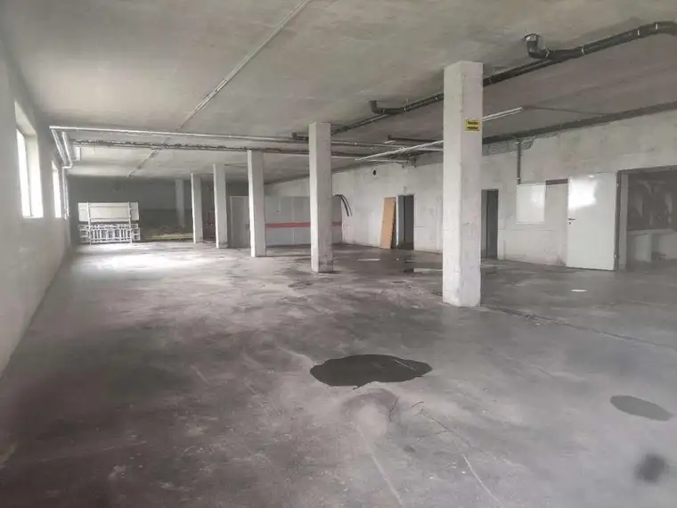 provisionsfrei - große Garage, Lager etc.. zu vermieten, bis 400 m², auch kleinere Fläche möglich