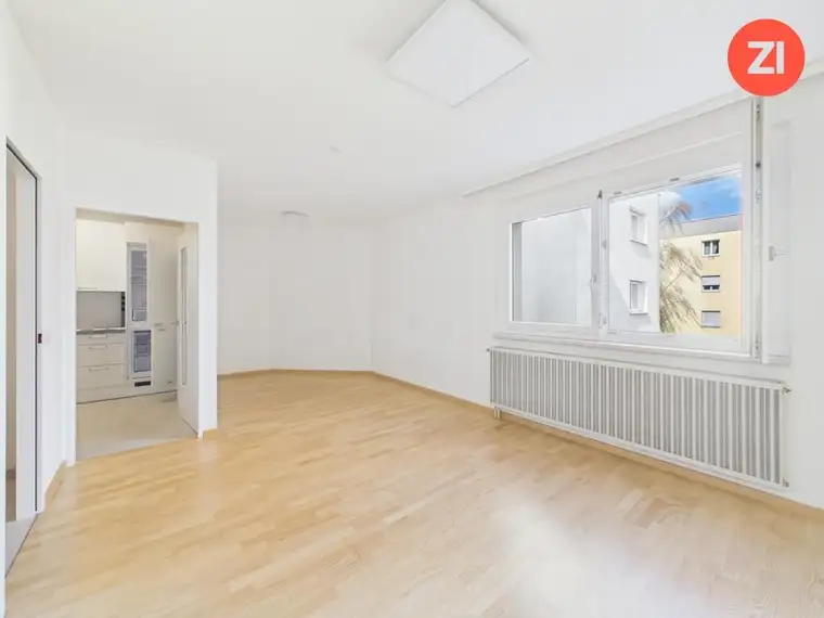 Renovierte 2- Zimmer Wohnung am Froschberg mit Tiefgaragenparkplatz