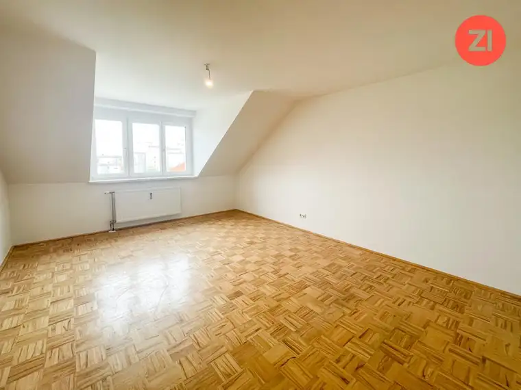 Geförderte Dachgeschosswohnunge in Traun mit Loggia und Tiefgaragenparkplatz