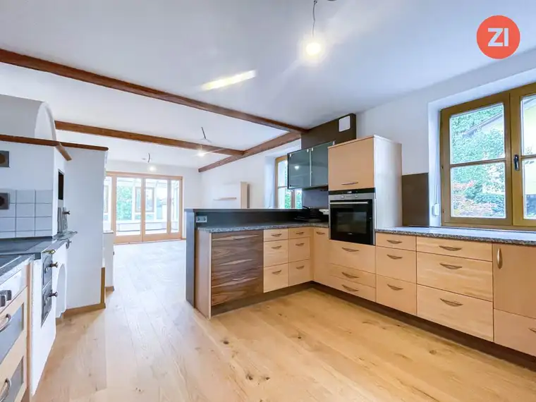 Einzigartige 3- Zimmer Wohnung mit großzügigem Wintergarten und Terrasse im Erdgeschoss