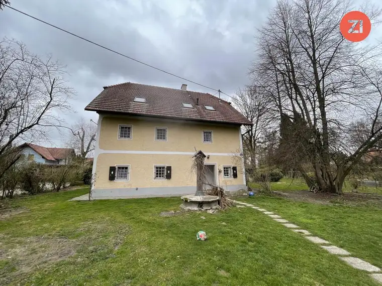 3,5- Zimmer Wohnung mit Garten und Einzelgarage in Alkoven