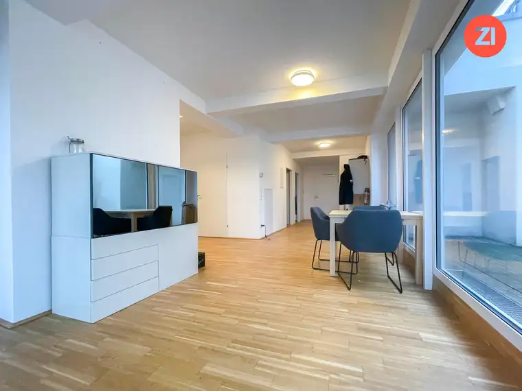 Wunderschöne 3- Zimmer Wohnung mit Loggia
