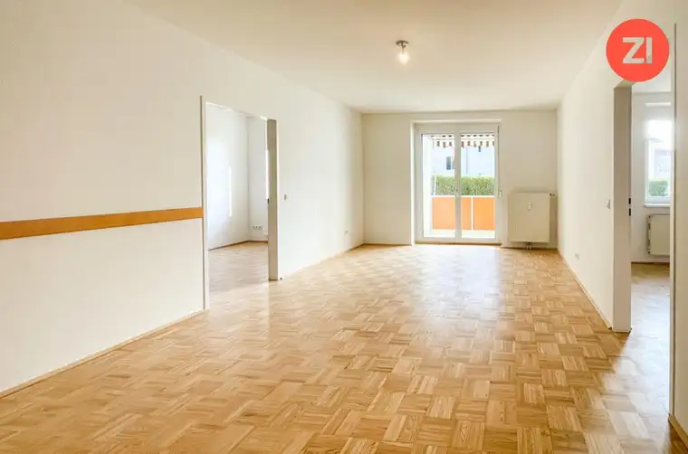 3 - Zimmer Erdgeschoss-Wohnung inkl. Loggia und Tiefgaragen-Parkplatz