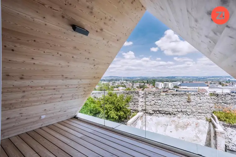 Einzigartiges Stadthaus mit 5- Zimmer, Garten und Panorama Balkon in Enns