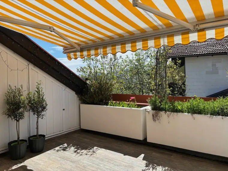 FERIENWOHNUNG NÄHE SALZBURG: Sonnige 3,5-Zimmer-Terrassenwohnung mit traumhaftem Panoramablick in Koppl (Zweitwohnsitzwidmung)