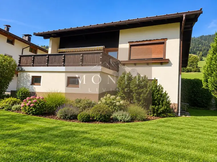 Seltene Gelegenheit- Grundstück mit älterem Wohnhaus in unverbaubarer Aussichtslage