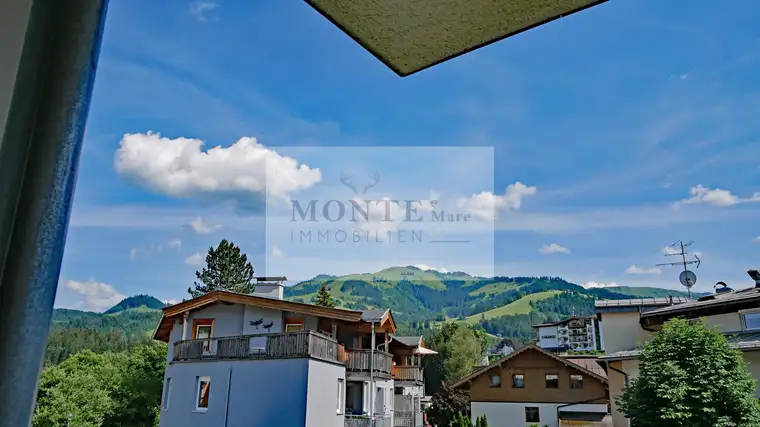 Gemütlich und zentrumsnah wohnen mit Gaisbergblick und TG!