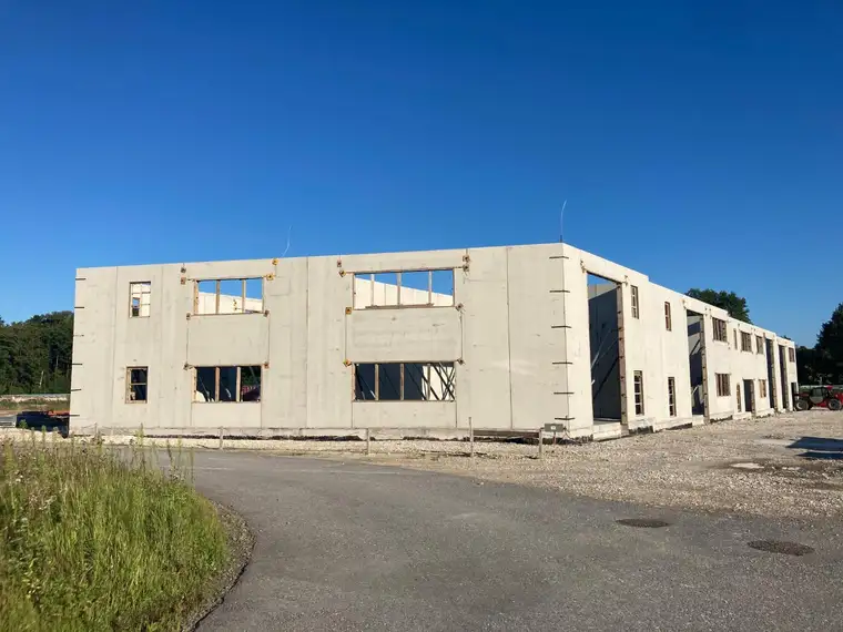 Betriebs-/Produktions- und Lagerhallen mit Büroflächen ca. 59 - 329 m² Fläche in Buchkirchen bei Wels