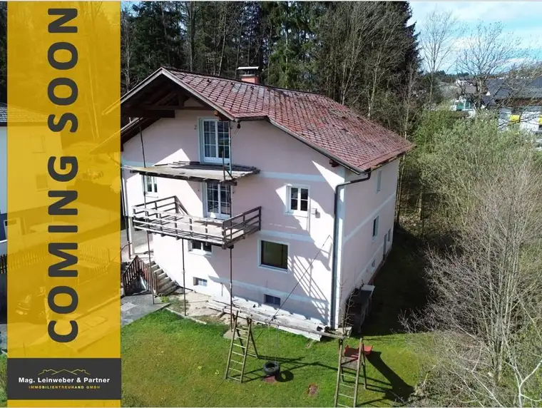 COMING SOON! Großzügiges Mehrfamilienhaus mit 2 Wohneinheiten bombastischem Fernblick + XL-Garage zum kleinen Preis Brunnenstraße / Frankenburg