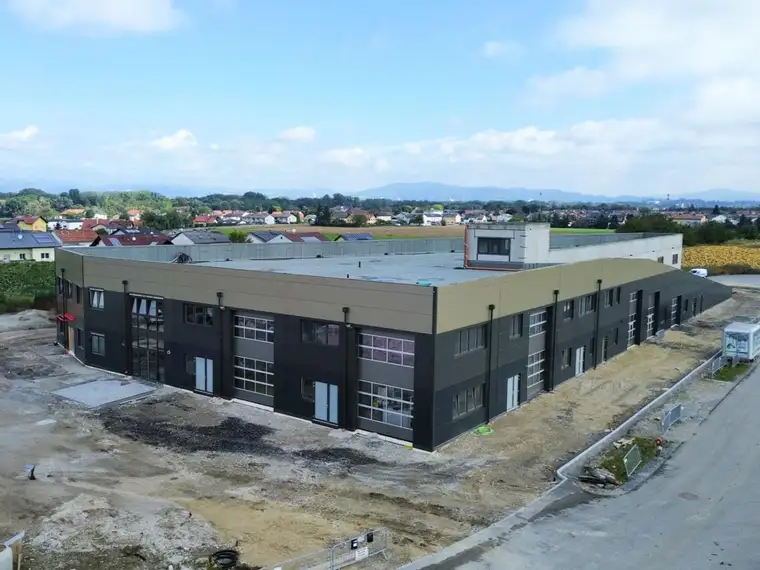 RESERVIERT! Gewerbe-/ Büro-/ Ordinations-/ Lagerflächen von 96 - 307 m² Fläche im Gewerbepark Ansfelden zu vermieten, Nähe A1 (Audorf Süd) (Top 04)