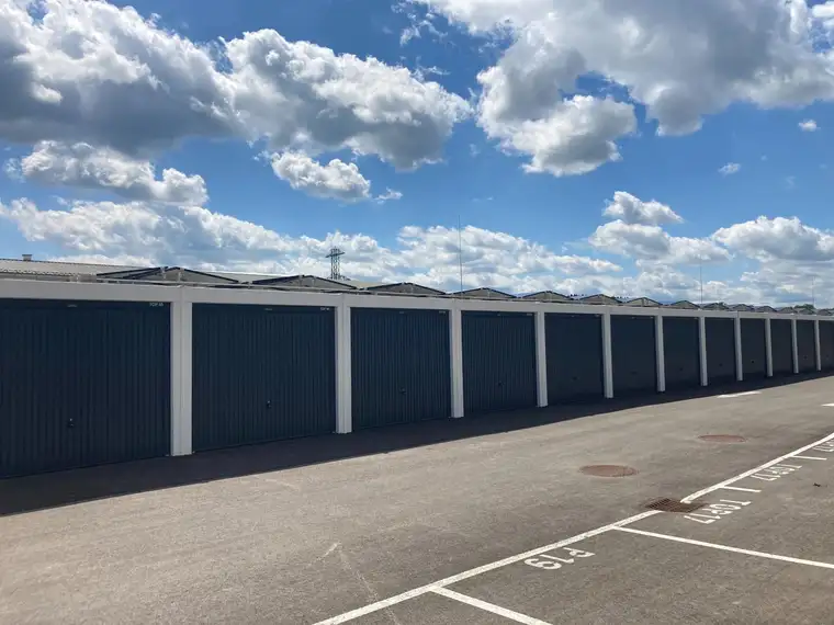 Verkauf von Doppelgaragen im Garagenpark Vöcklabruck / Nähe Varena