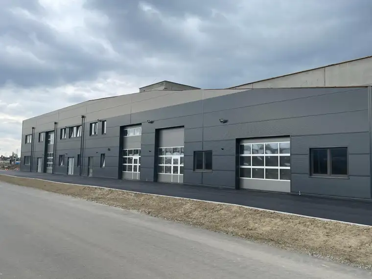 RESERVIERT! Gewerbe-/ Büro-/ Ordinations-/ Lagerflächen von 96 - 307 m² Fläche im Gewerbepark Ansfelden zu vermieten, Nähe A1 (Audorf Süd) (Top 04)
