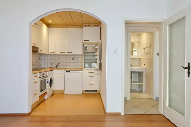 2 Zimmer I Loggia I O-Dorf