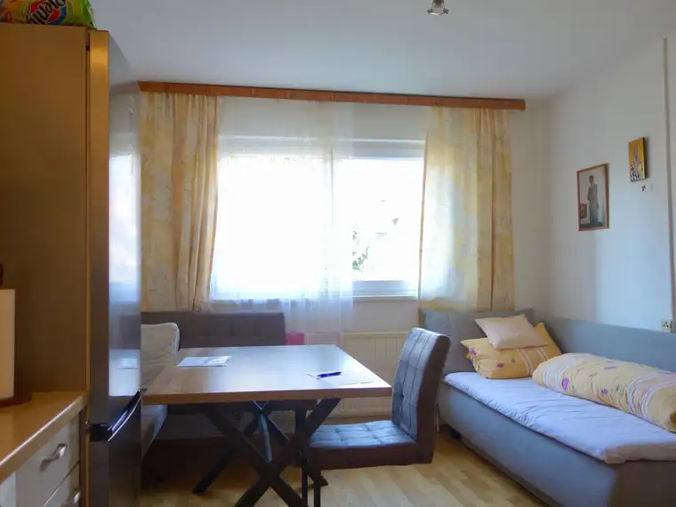 2 Zimmer Juwel mit großem Keller Provisionsfrei