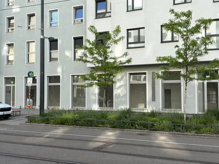 ## ICH BIN SO FREI! Helles &amp; modernes provisionsfreies Geschäftslokal mitten im Nordbahnviertel (110m²) ##