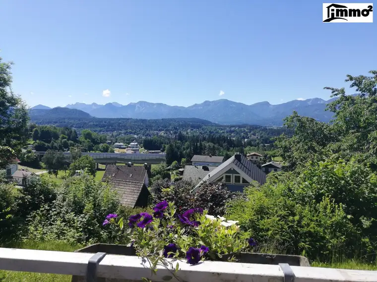 Baugrundstück mit wunderschöner Aussicht!